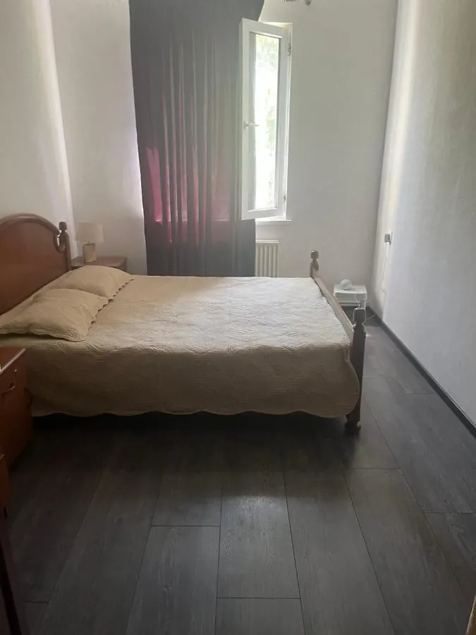 Rum i privatbostad Cozy Space In Tbilisi